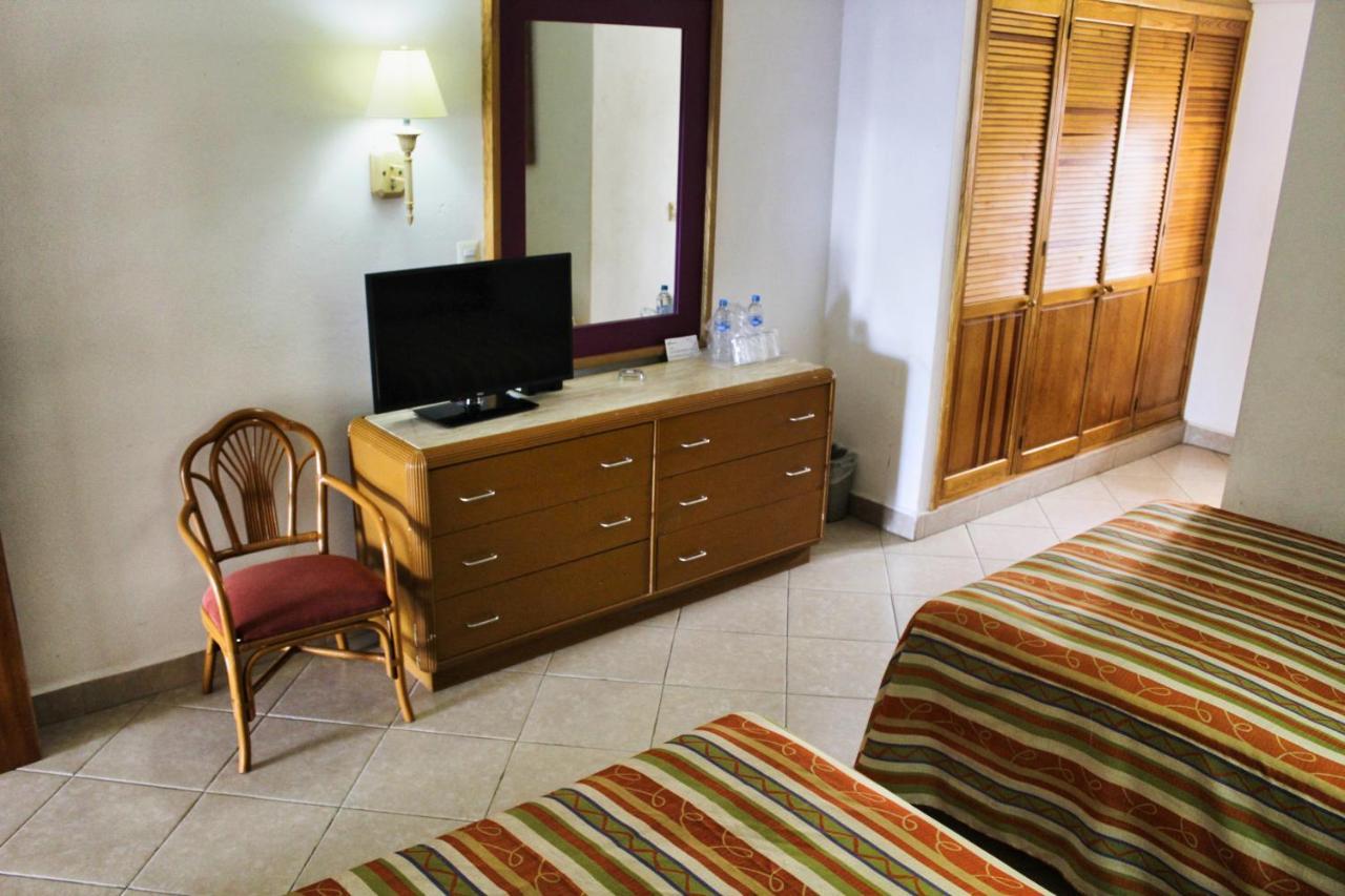 Tropicana Hotel Puerto Vallarta Luaran gambar
