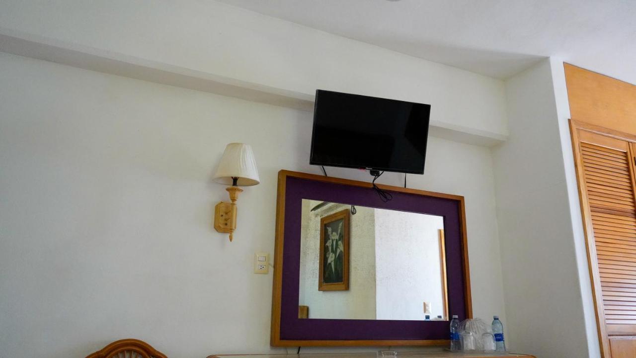 Tropicana Hotel Puerto Vallarta Luaran gambar