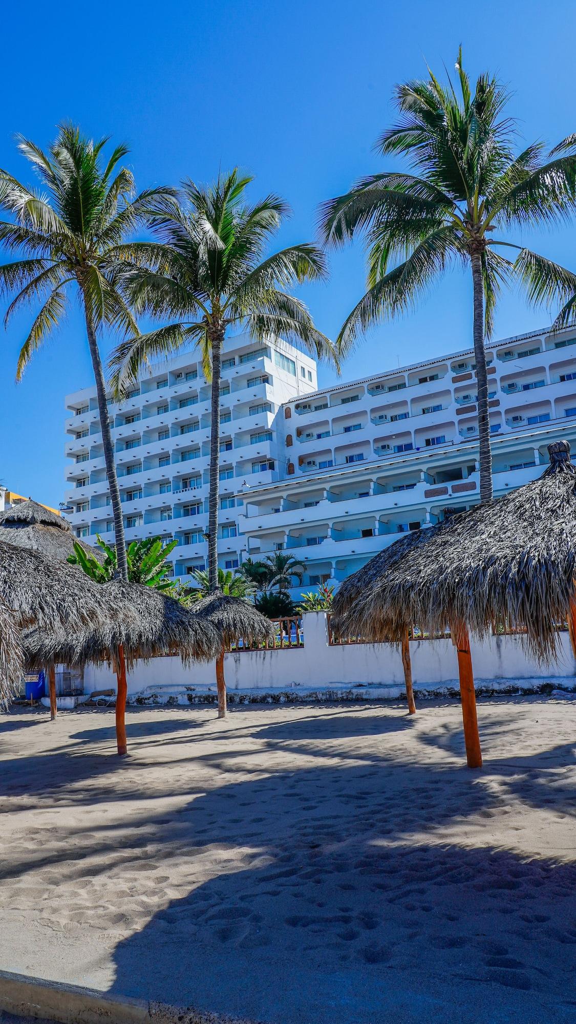 Tropicana Hotel Puerto Vallarta Luaran gambar